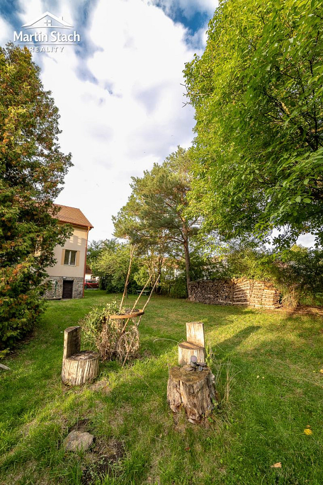 Prodej domu 211 m² s pozemkem 736 m² – fotografie 3
