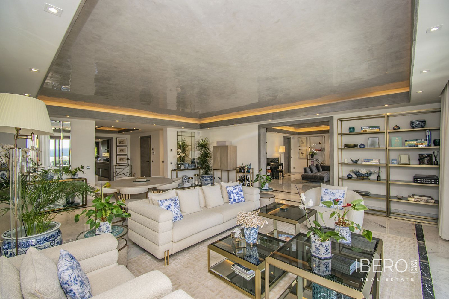Piso 5+kk – Málaga, Vistafranca, Carretera de Cádiz - Vista 2