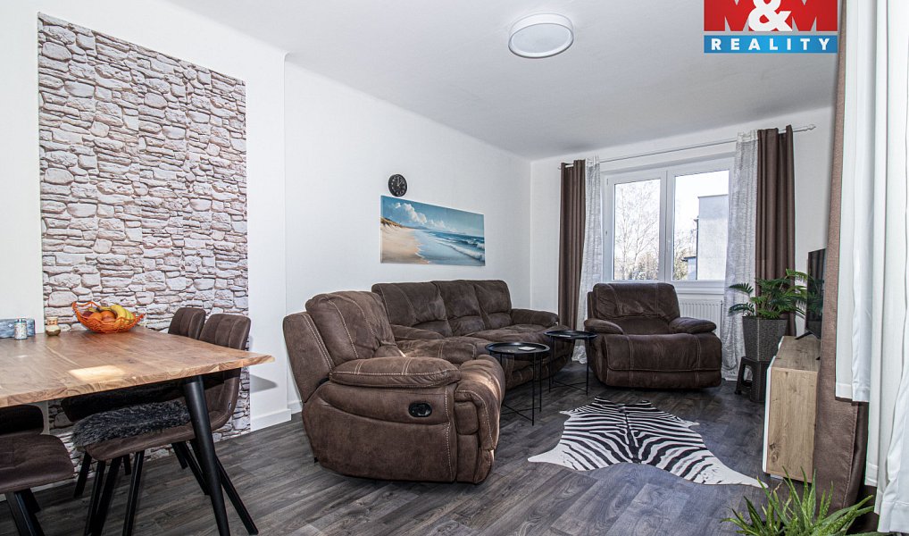Prodej bytu 3+kk 72 m², Bečváry – náhled fotky 17