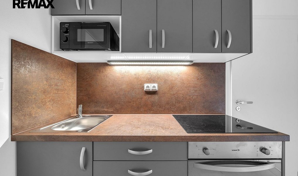 Pronájem bytu 2+1 35 m², Luštěnice – náhled fotky 9