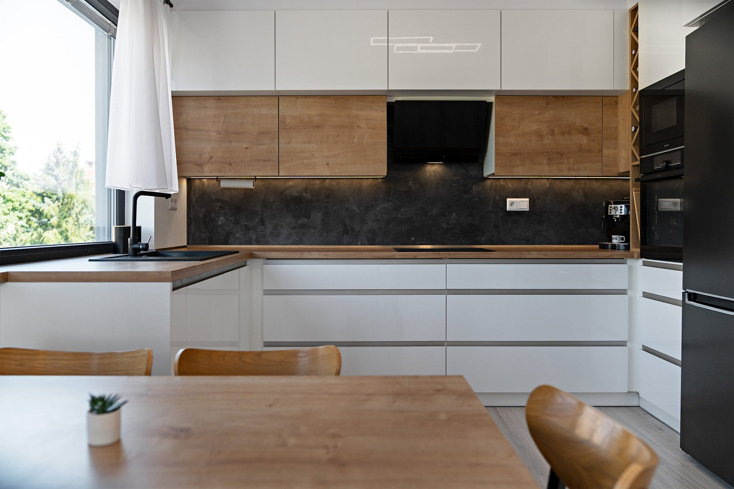 Prodej bytu 3+kk 79 m² — photo 2