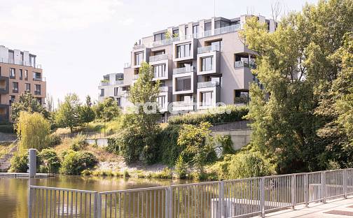 Prodej bytu 2+kk 65 m², Menclova, Praha 8 - Libeň