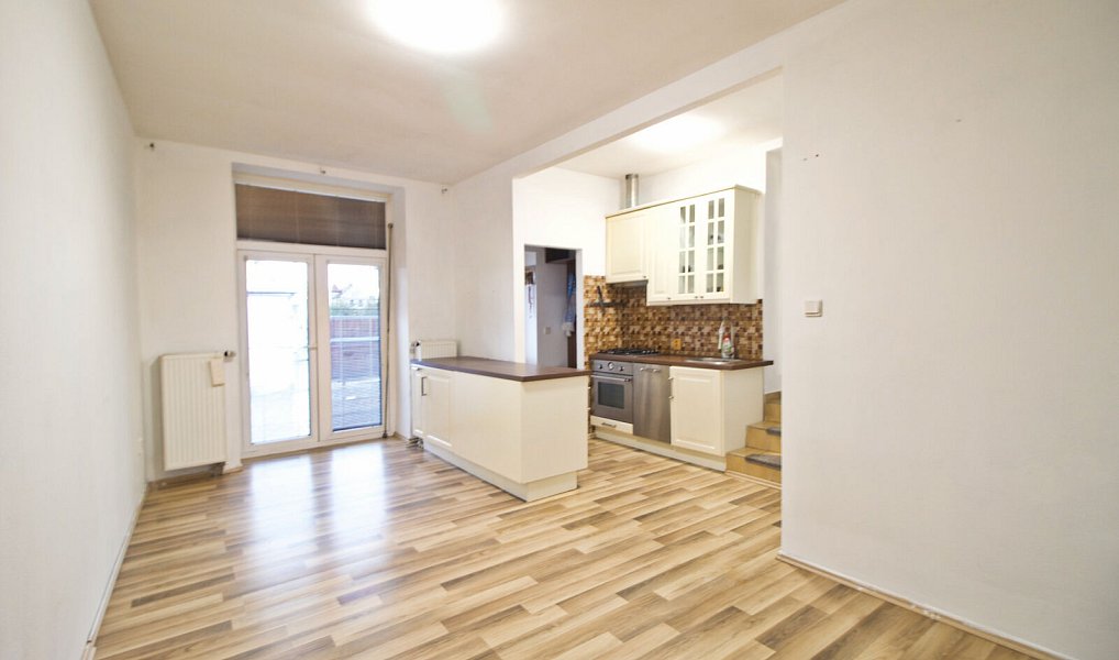 Pronájem bytu 2+kk 42 m², Líně – náhled fotky 4