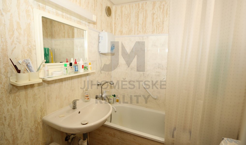 Prodej bytu 3+1 76 m², Praha – náhled fotky 10
