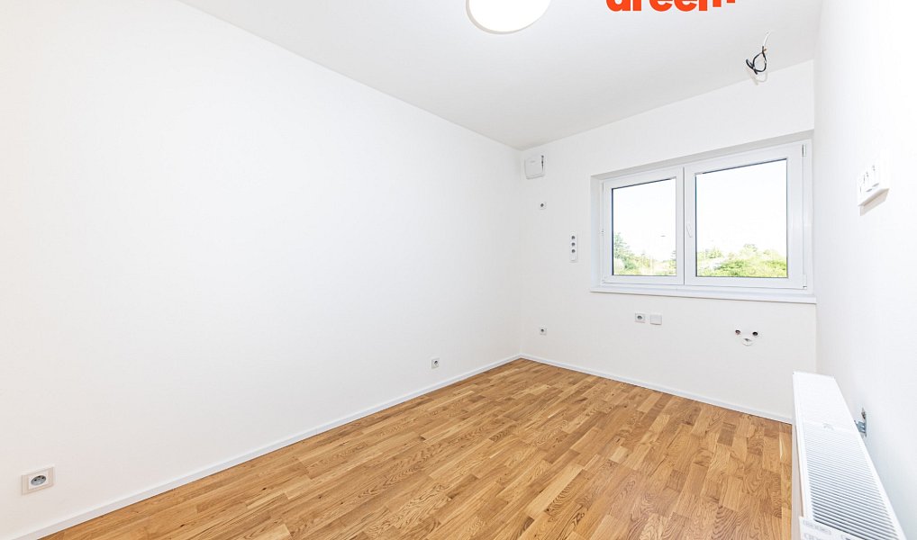 Prodej domu 200 m² s pozemkem 380 m², Praha – náhled fotky 21