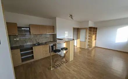 Pronájem bytu 1+kk 33 m²