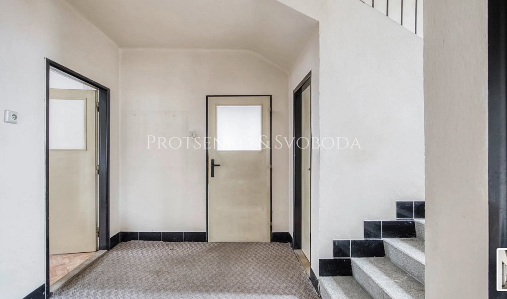 Prodej domu 308 m² s pozemkem 804 m², Písek – náhled fotky 15