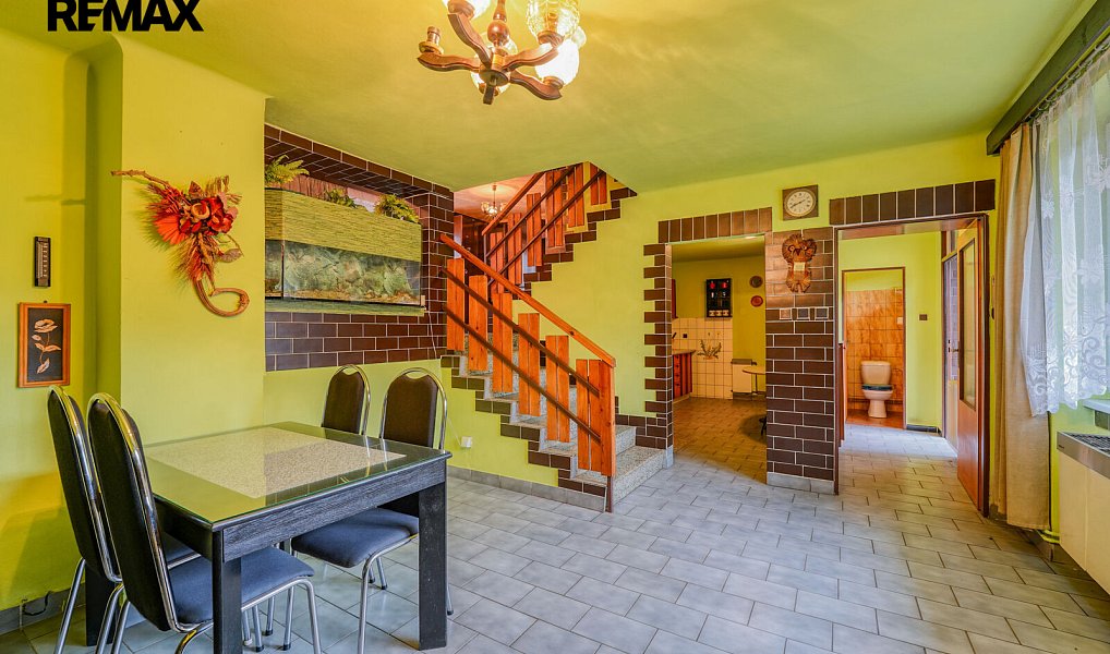 Prodej domu 437 m² s pozemkem 1 348 m², Vrčeň – náhled fotky 9