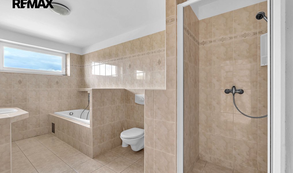 Prodej domu 150 m² s pozemkem 370 m², Hradec Králové – náhled fotky 17