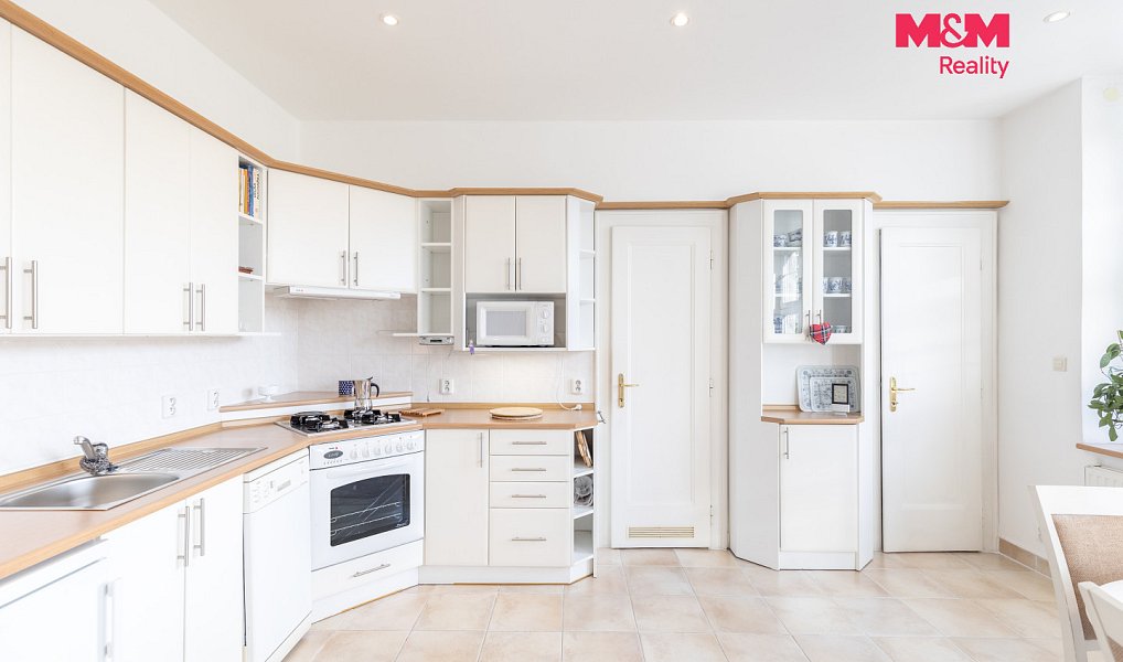 Prodej nájemního domu, činžáku 615 m², Český Těšín – náhled fotky 9