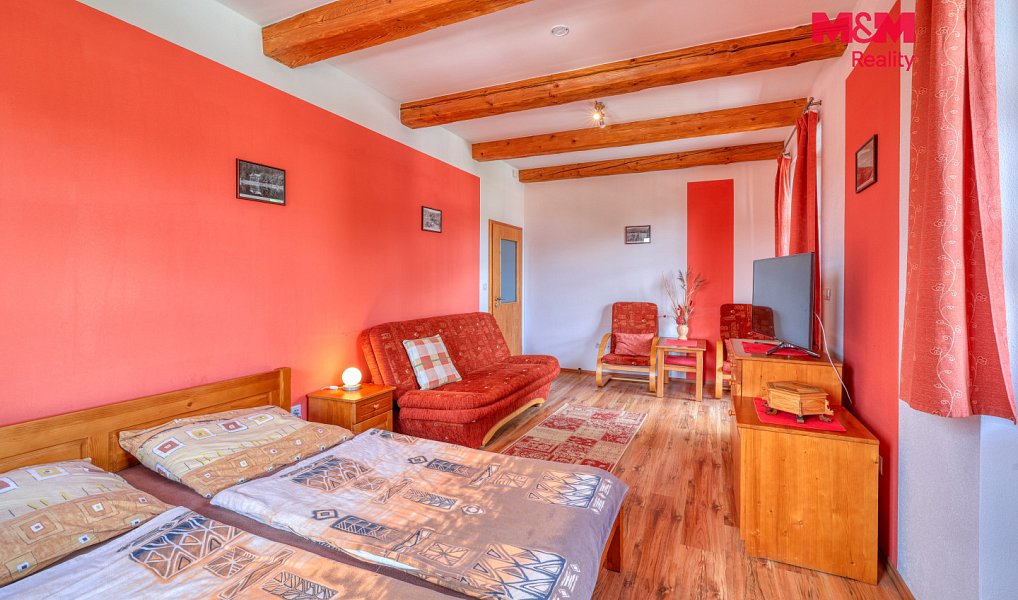 Prodej domu 910 m² s pozemkem 2 881 m², Železná Ruda – náhled fotky 12