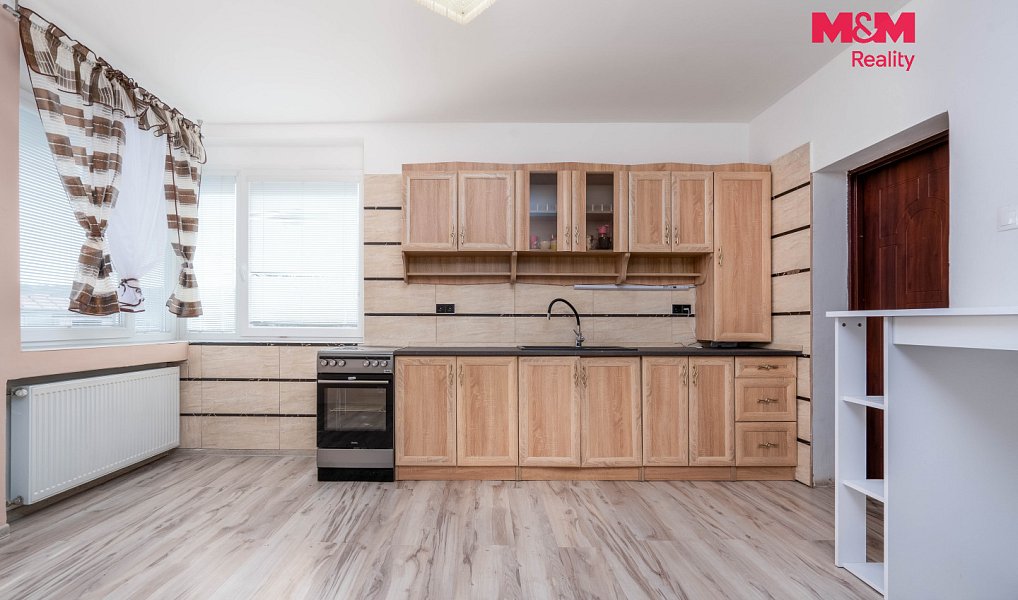Prodej nájemního domu, činžáku 870 m², Kladno – náhled fotky 8
