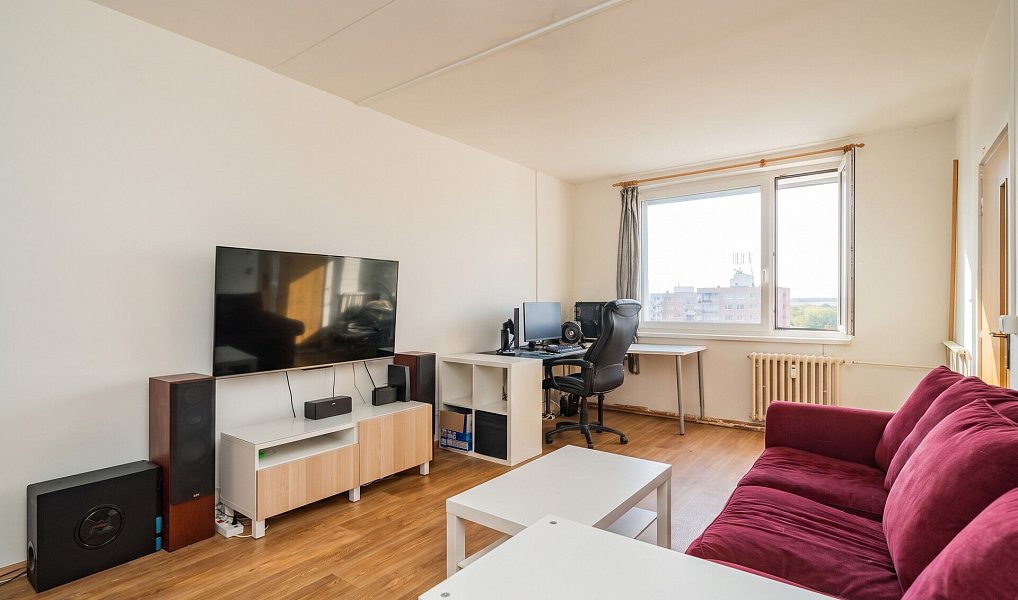 Prodej bytu 2+1 65 m², Milovice – náhled fotky 8