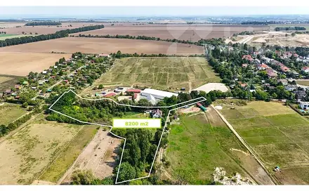Prodej domu 140 m² s pozemkem 8 200 m², Praha 8 - Dolní Chabry