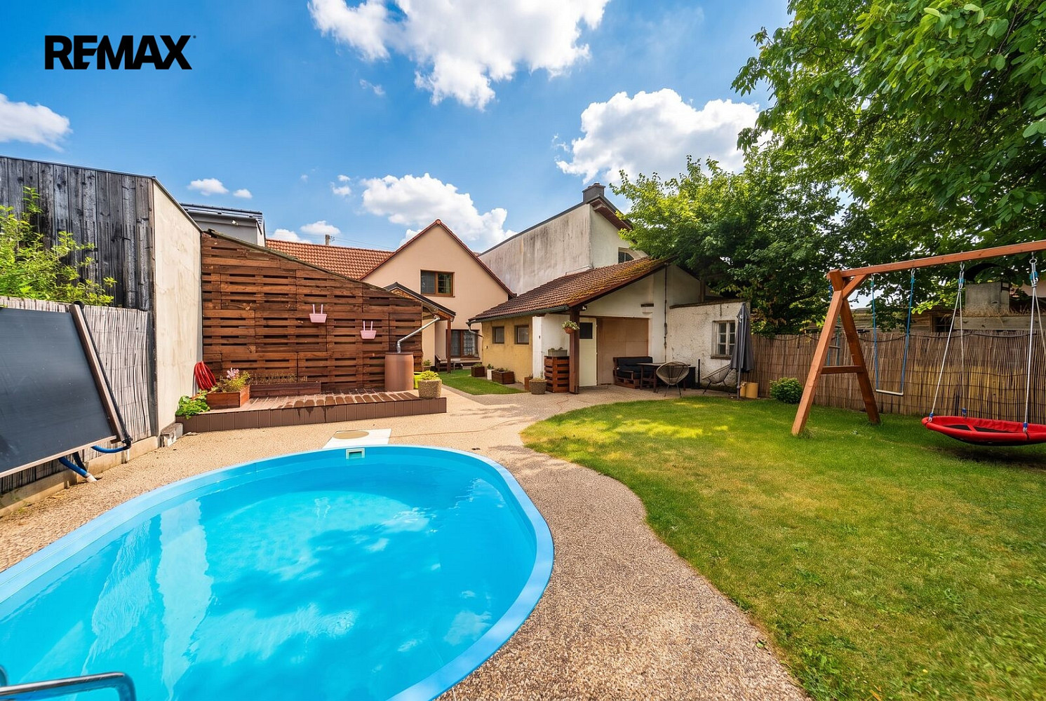 Prodej domu 151 m² s pozemkem 648 m² – fotografie 2
