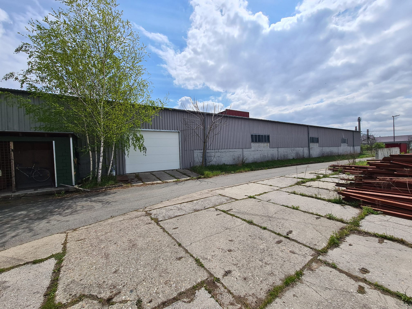 Pronájem skladovacích prostor 9 687 m² – fotografie 2