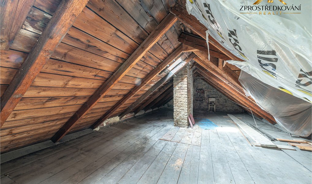 Prodej domu 380 m² s pozemkem 615 m², Kraslice – náhled fotky 26