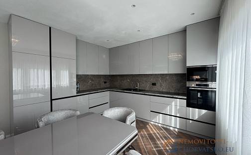 Pronájem bytu 3+kk 118 m², Rovinj, Chorvatsko