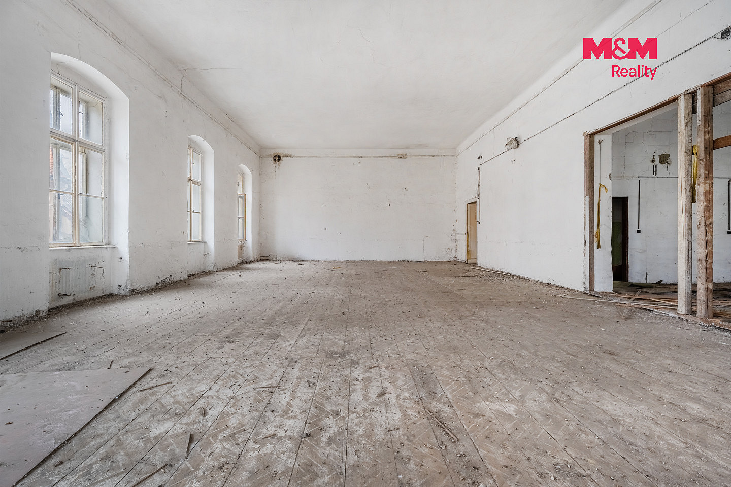Prodej domu 1 200 m² s pozemkem 892 m² – fotografie 5