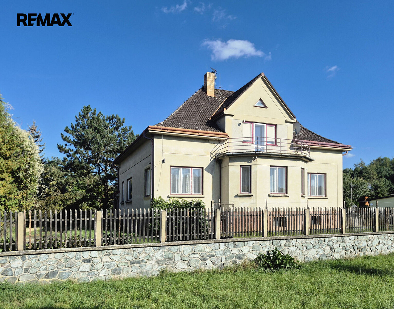 Prodej domu 330 m² s pozemkem 198 m²
