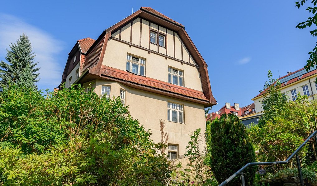 Prodej domu 431 m² s pozemkem 1 207 m², Liberec – náhled fotky 2