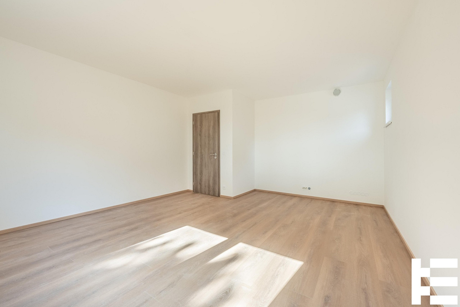 Prodej bytu 1+kk 34 m² – fotografie 2