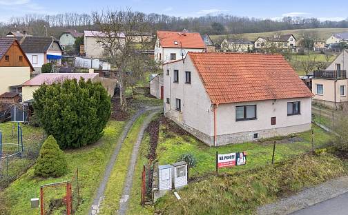 Prodej domu 172 m² s pozemkem 1 155 m², Mořina, okres Beroun