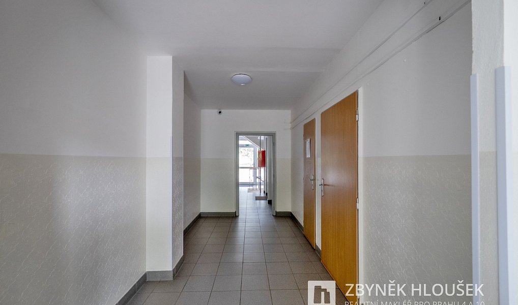 Prodej bytu 2+kk 42 m², Praha – náhled fotky 23
