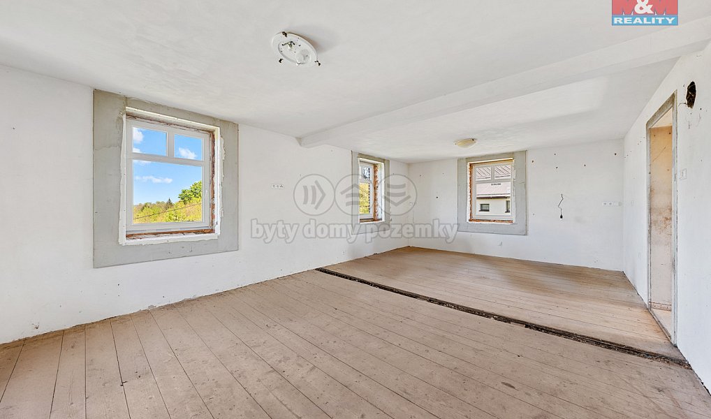 Prodej domu 140 m² s pozemkem 1 102 m², Staré Křečany – náhled fotky 6