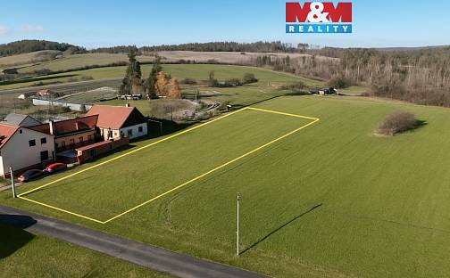 Prodej stavebního pozemku 2 025 m², Studnice, okres Třebíč