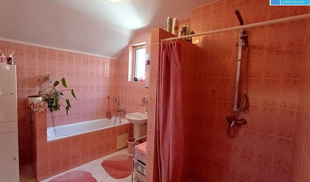 Prodej domu 230 m² s pozemkem 359 m², Držovice – náhled fotky 9