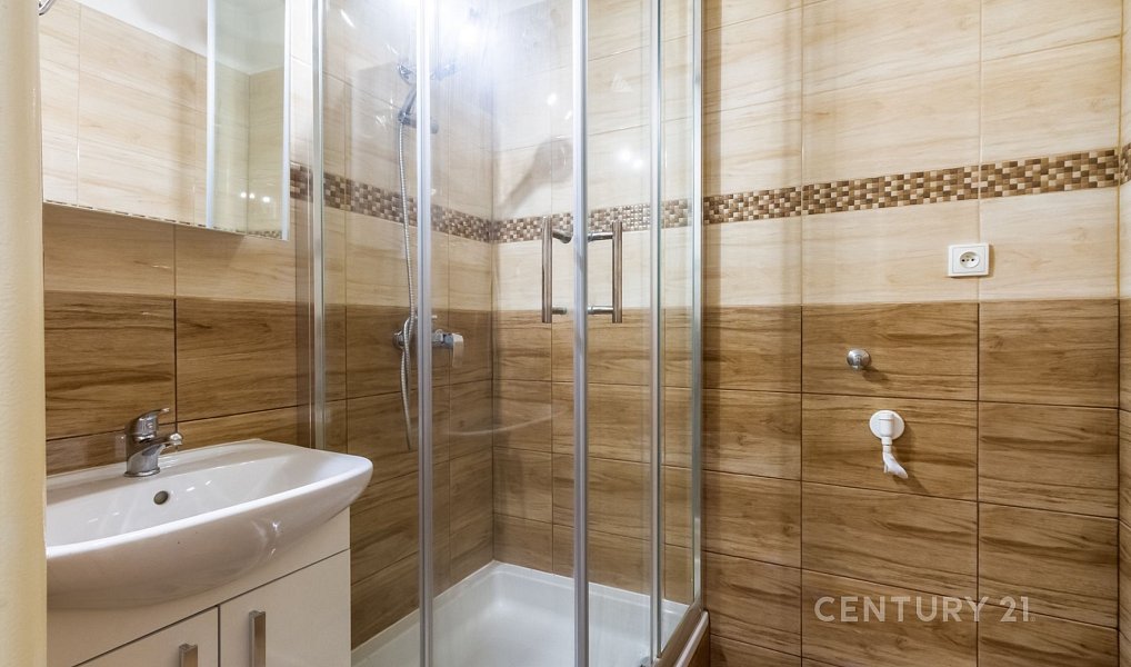 Pronájem bytu 2+1 39 m², Kladno – náhled fotky 2