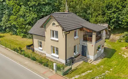 Prodej domu 173 m² s pozemkem 1 340 m², Horní Bradlo - Dolní Bradlo, okres Chrudim