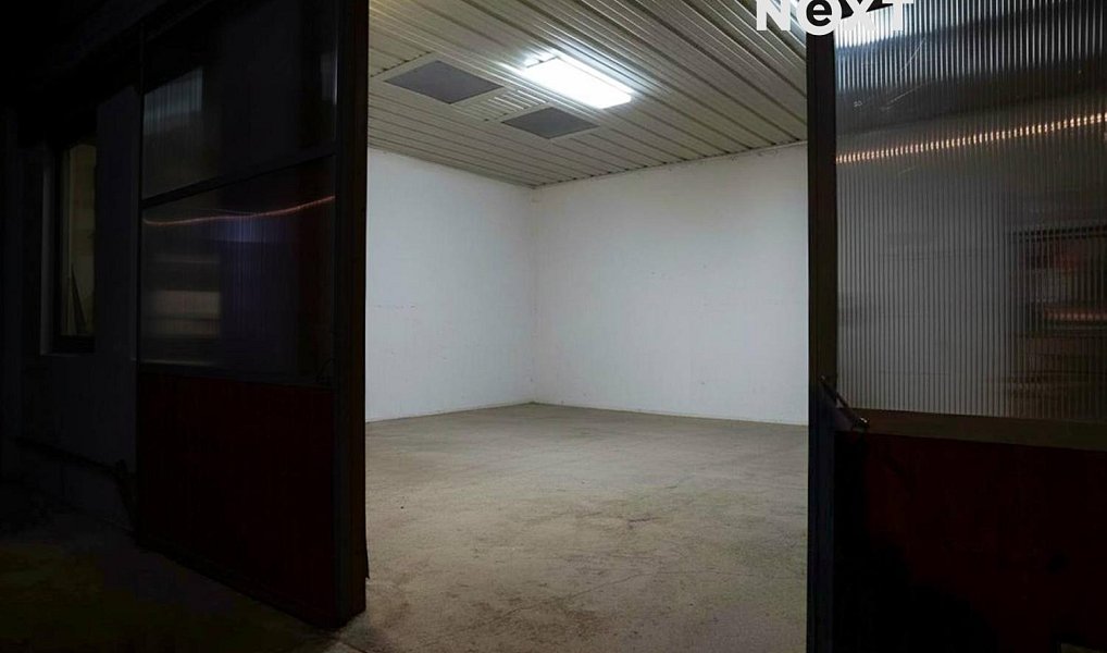 Pronájem skladovacích prostor 100 m², Velešín – náhled fotky 3