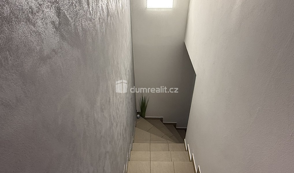 Prodej domu 180 m² s pozemkem 1 678 m², Tři Sekery – náhled fotky 28
