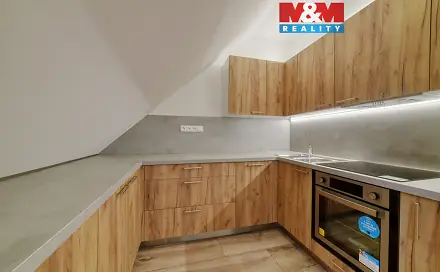 Pronájem bytu 3+kk 74 m², Revoluční, Luby, okres Cheb