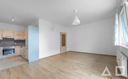 Prodej bytu 1+kk 35 m², U uhříněveské obory, Praha 10 - Uhříněves