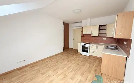 Pronájem bytu 2+kk 43 m²
