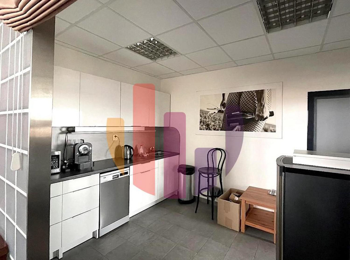 Pronájem kanceláře 126 m² — photo 5