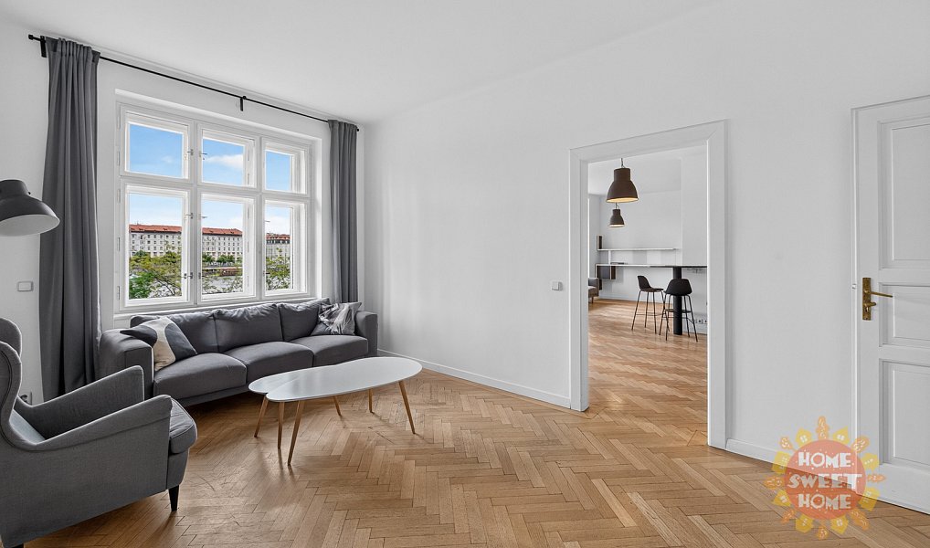 Pronájem bytu 4+kk 141 m², Praha – náhled fotky 10