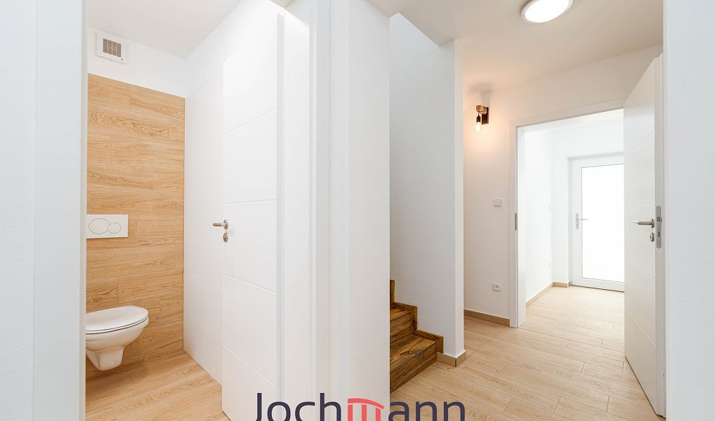 Prodej domu 120 m² s pozemkem 393 m², Roudné – náhled fotky 11