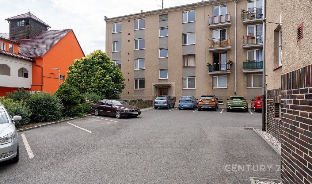Prodej bytu 3+1 90 m², Sedlčany – náhled fotky 3