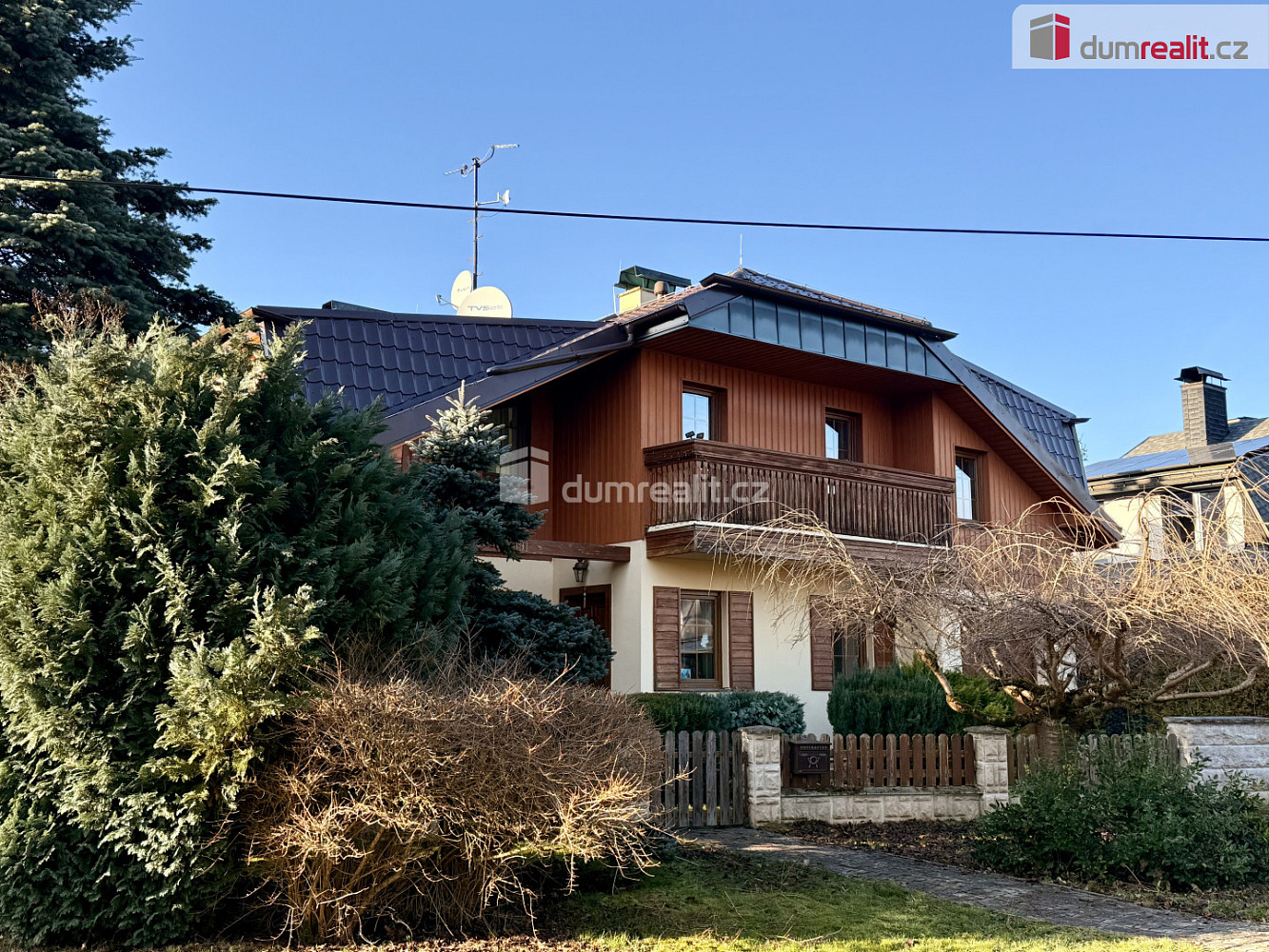 Prodej domu 330 m² s pozemkem 944 m²