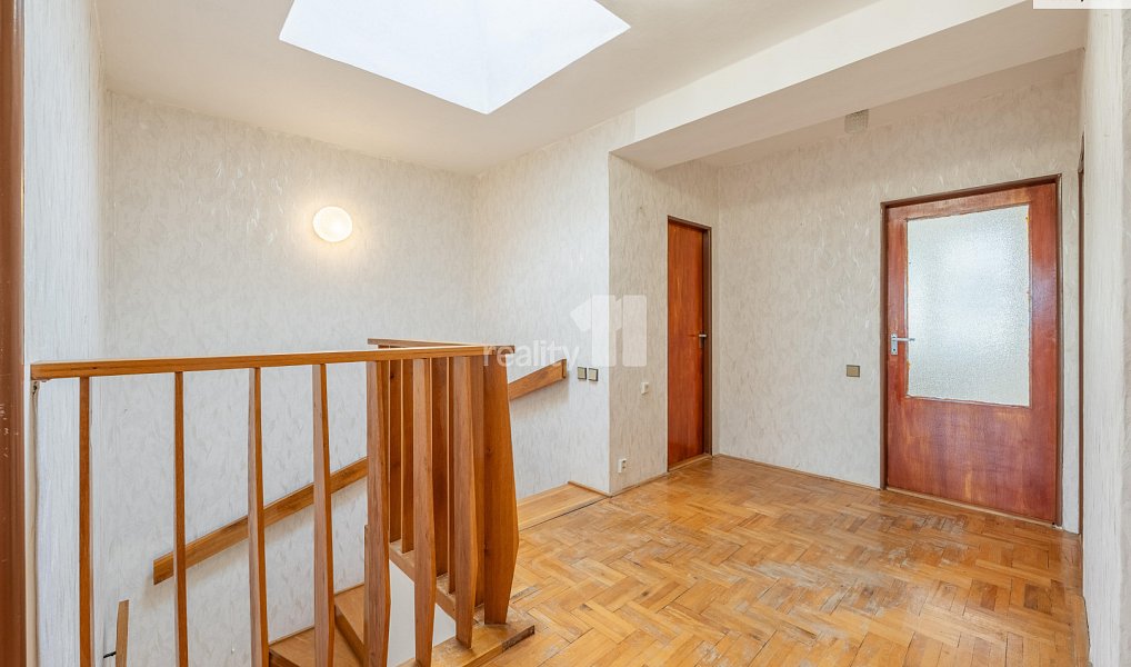 Prodej domu 226 m² s pozemkem 355 m², Praha – náhled fotky 21