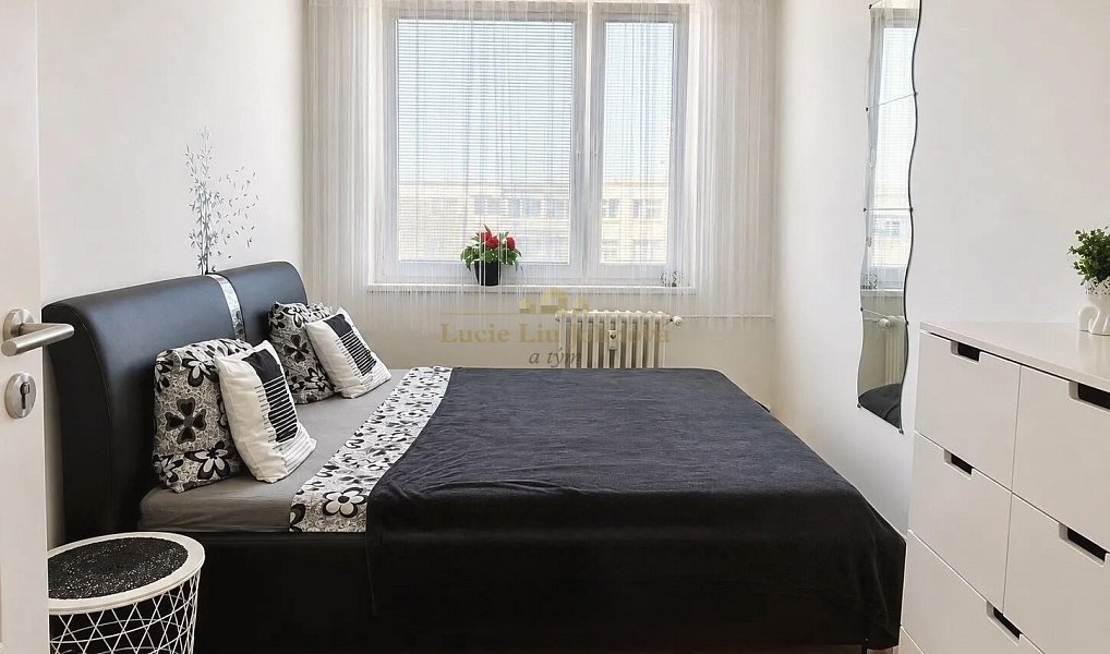Prodej bytu 2+kk 41 m², Praha – náhled fotky 4