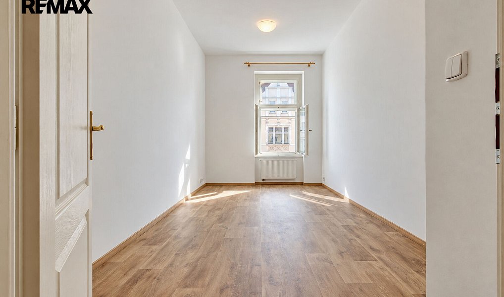 Prodej bytu 1+kk 31 m², Praha – náhled fotky 8