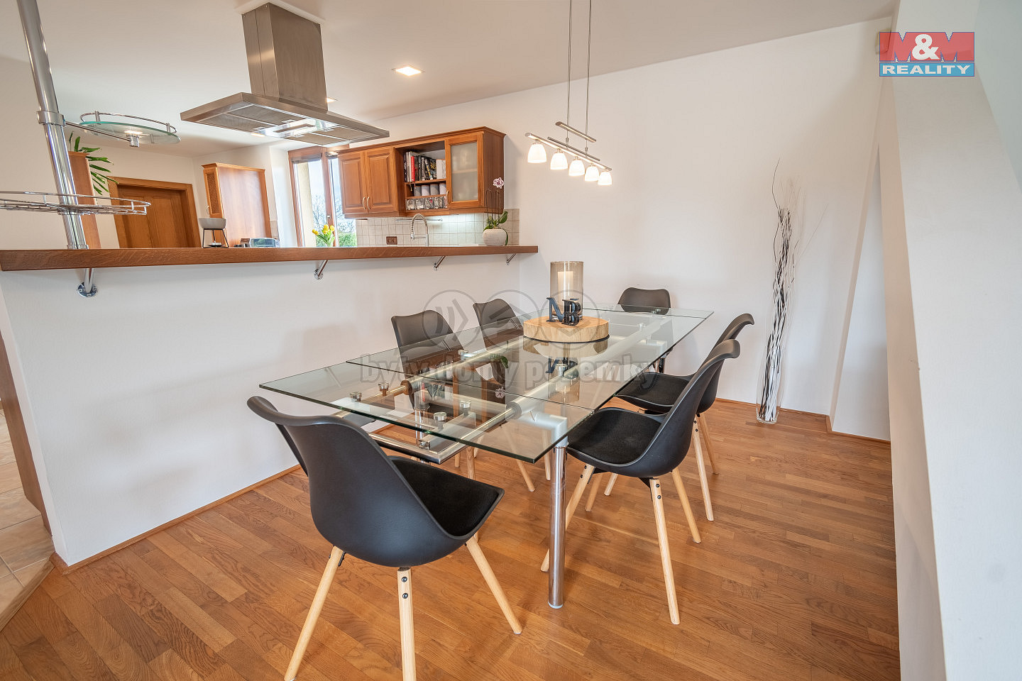 Prodej domu 196 m² s pozemkem 1 242 m² – fotografie 3
