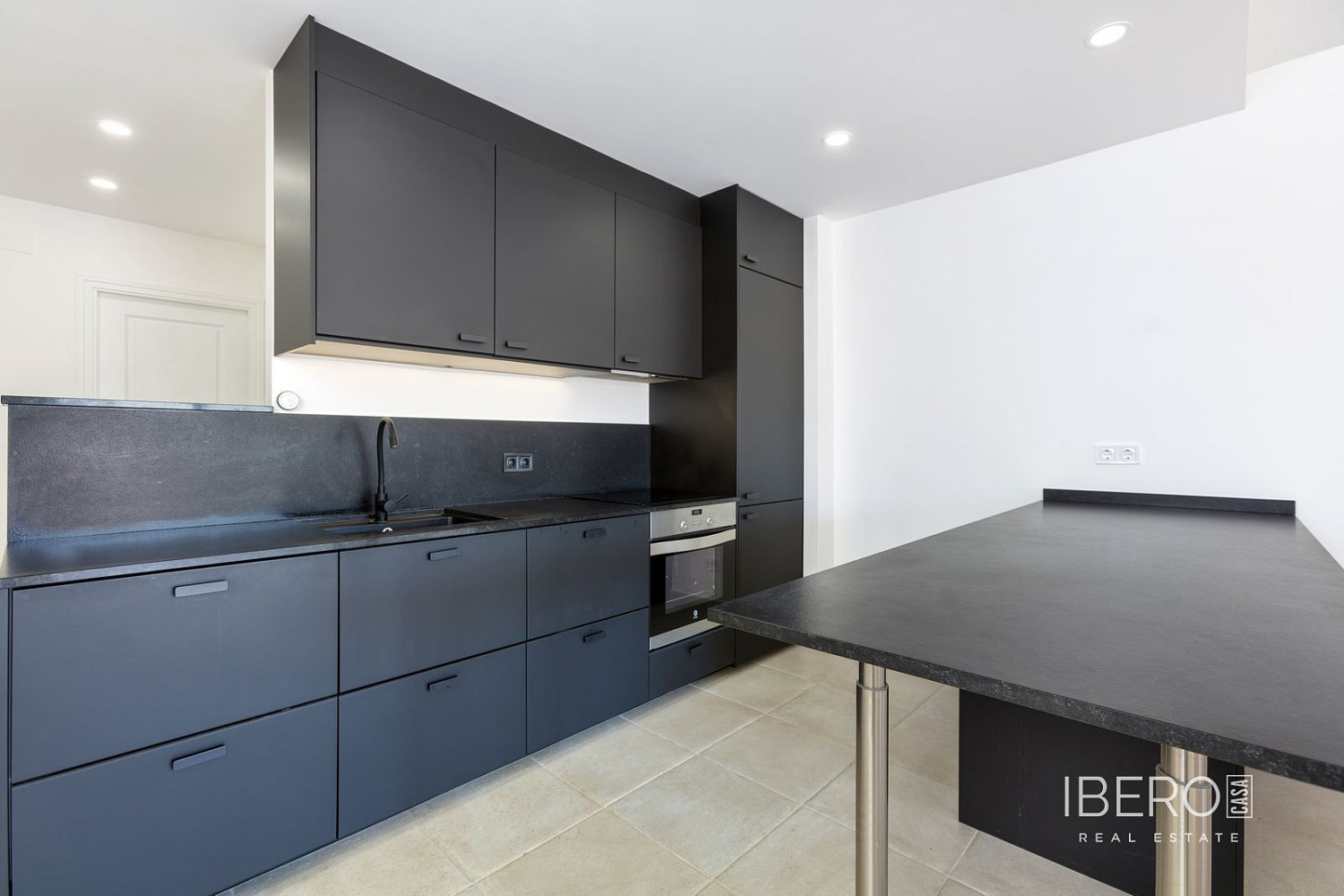 Piso 4+kk – Marbella, Nueva Andalucía - Vista 2