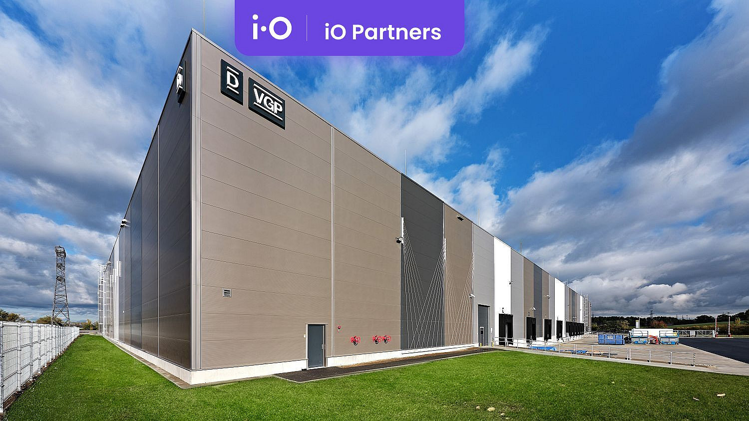 Pronájem skladovacích prostor 400 m² – fotografie 3