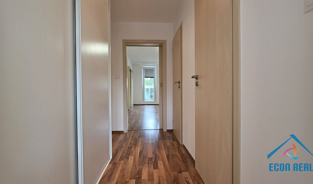 Prodej bytu 3+1 68 m², Praha – náhled fotky 19